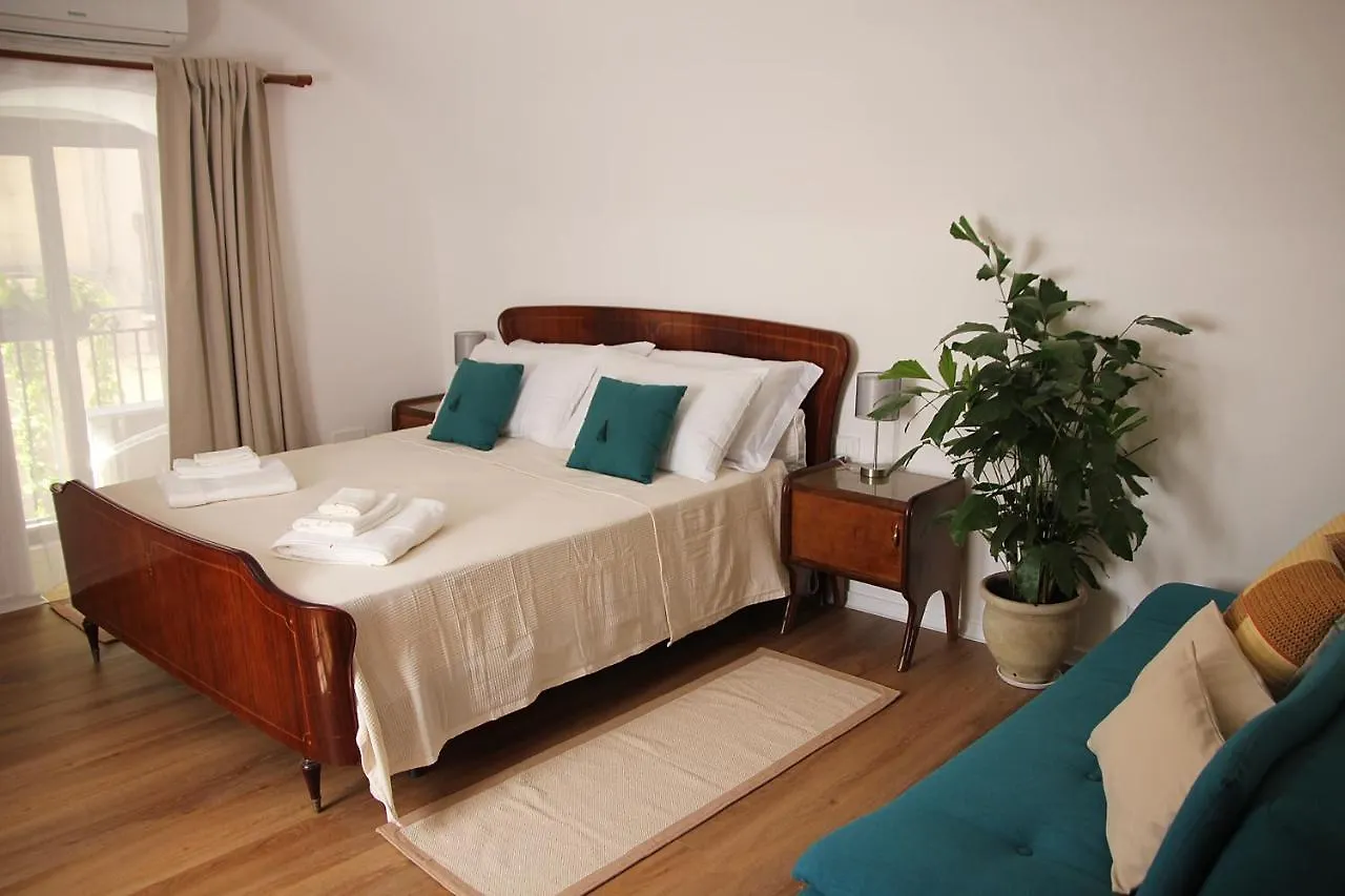 Il Corvo E La Volpe Apartment Palermo Italy